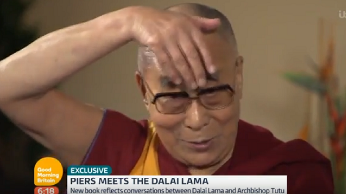Βίντεο: Ο Δαλάι Λάμα μιμείται τον Ντόναλντ Τραμπ